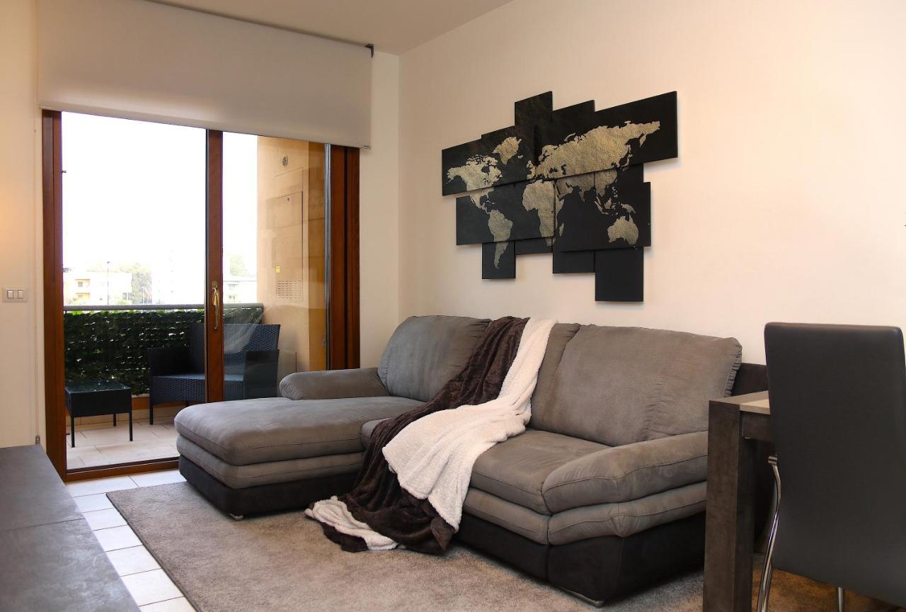 Comfy Living! Renovated 2 Rooms At Ambra Apartments-Lift-Secure Parking-Great Area! Olbia Extérieur photo