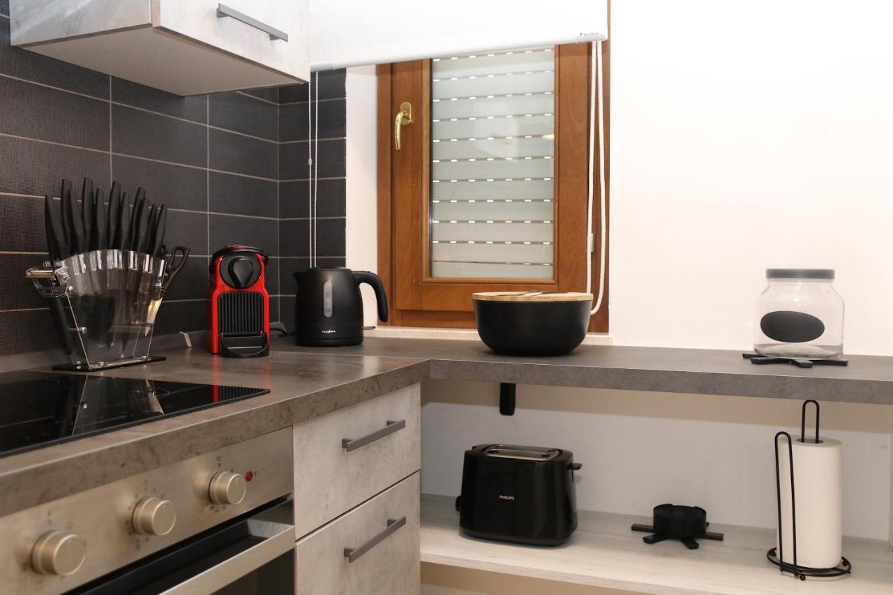 Comfy Living! Renovated 2 Rooms At Ambra Apartments-Lift-Secure Parking-Great Area! Olbia Extérieur photo